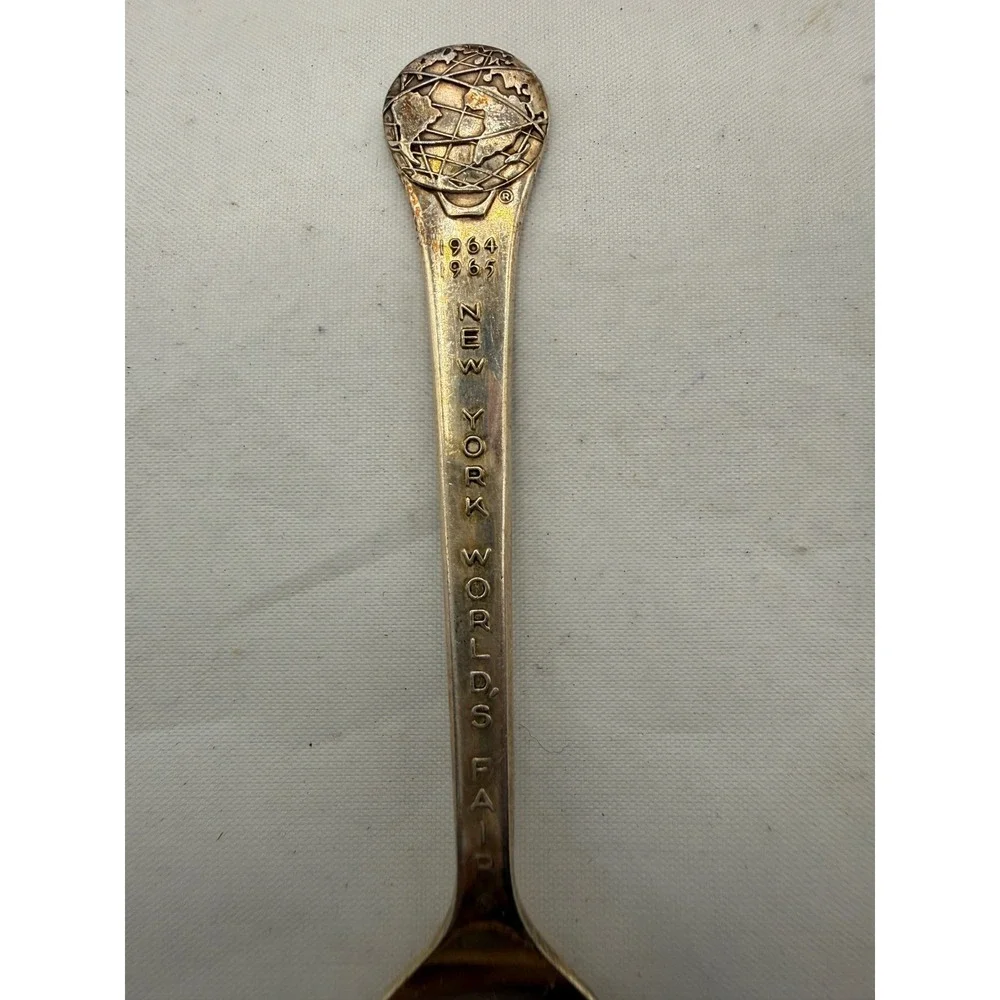1964 1965 New York Worlds‎ Fair sterling silver Souvenir Spoon